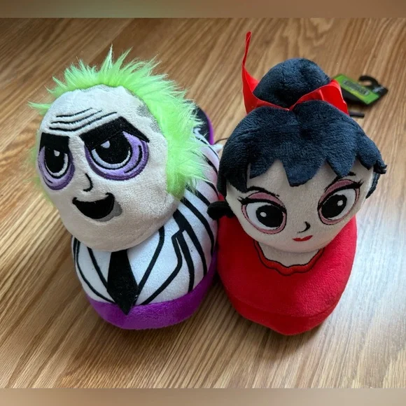 Beetlejuice and Lydia Plush Slippers Ground Up Women’s size 7-8 New With Tags - Picture 2 of 8